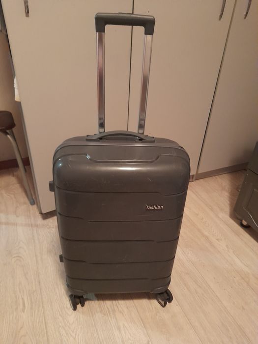 Дорожная сумка на колёсах