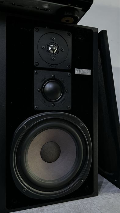 Продавам Onkyo TX-SV636