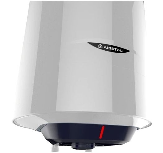 Продам водонагреватель Ariston