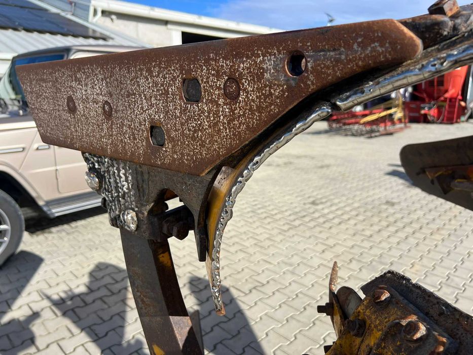 Обръщателен плуг Rumptstad – минимум 100 к.с., 3 бразди