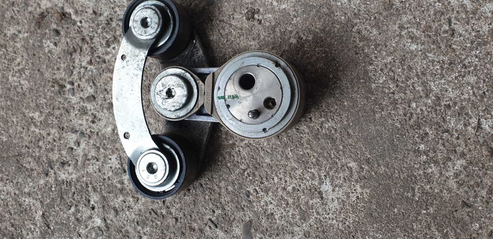 Обтяжен механизъм Пежо Ситроен Хибрид