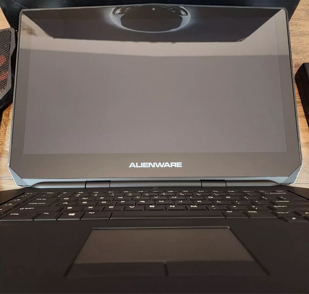 Laptop Alienware M15r2(ecran 4k cu ts)RAR.