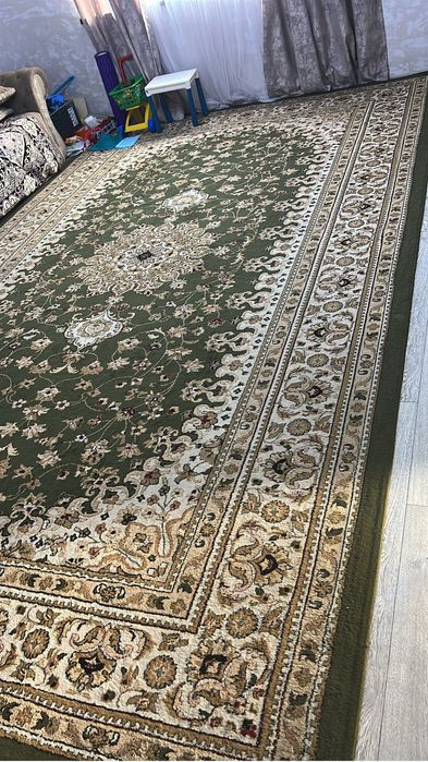 Продается ковер 5 на 3 метра