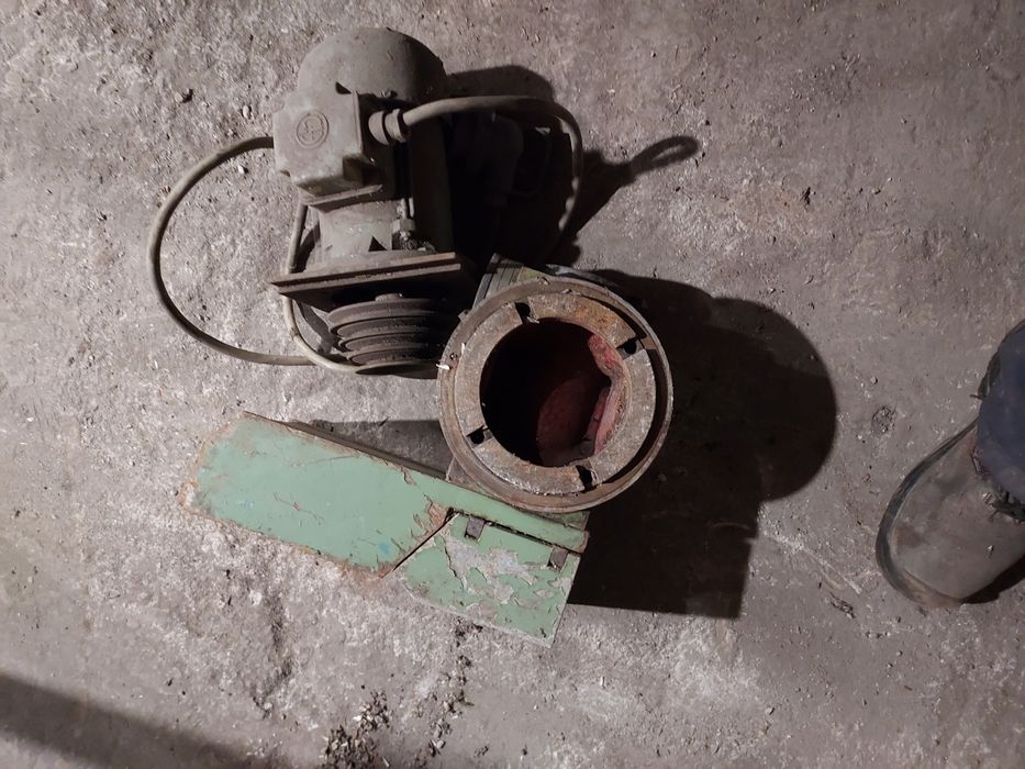 Conuri iso 50 freză metal,bride prindere masă