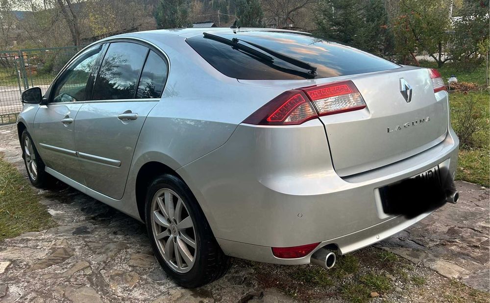 Vand - schimb Renault Laguna -impecabila, doar 145000 km, reali!