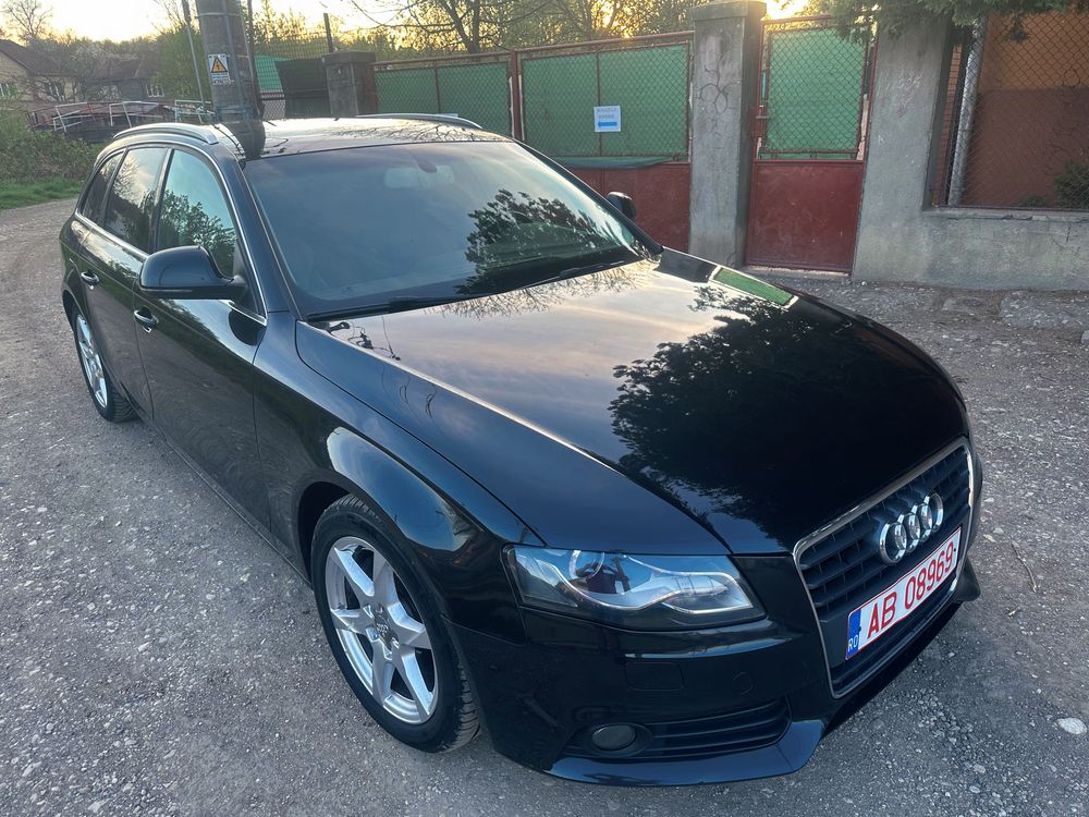 Audi a4 b8 S line an 2009 2.0 diesel 143 cp