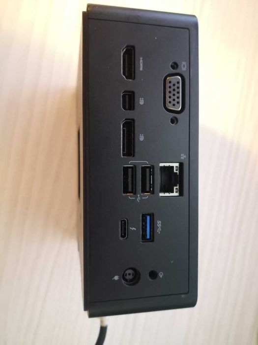Dell Docking Station K16A - conectează laptopul cu un singur cablu