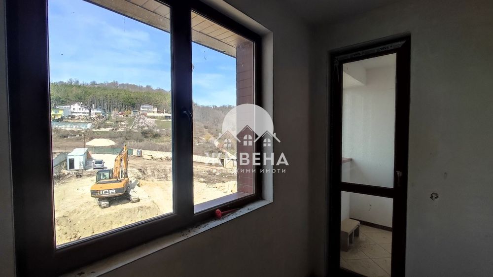 Продава се Тристаен апартамент в Варна, Виница - 97 кв.м за 1650 €/кв.м - Снимка #12