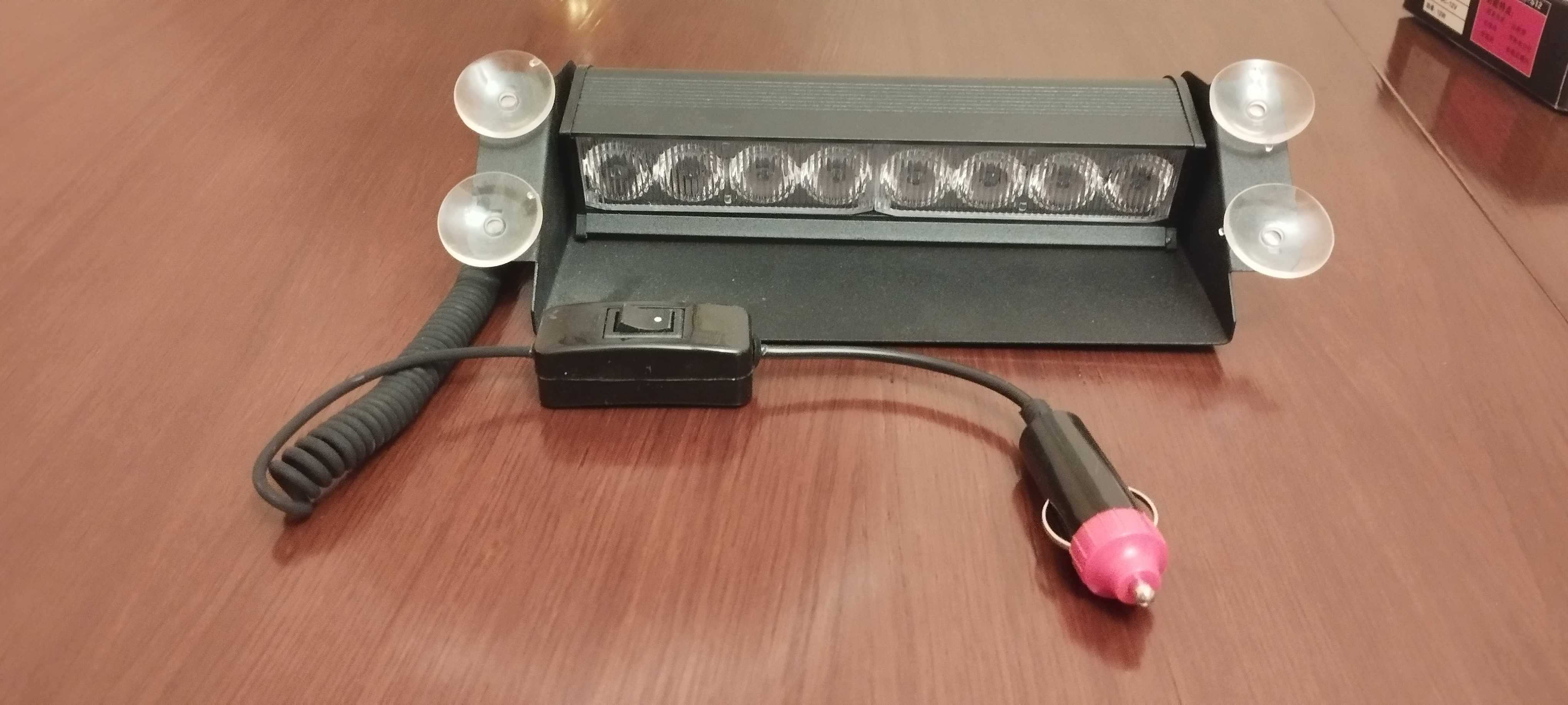 LED мигалка на лобовое стекло красный синий цвет