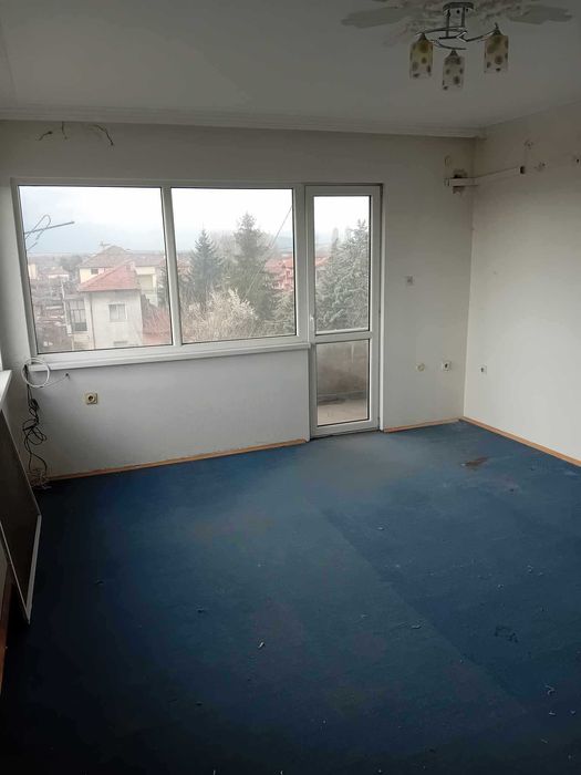 Продава се Тристаен апартамент в Стамболийски - 117 кв.м за 1069 €/кв.м - Снимка #2