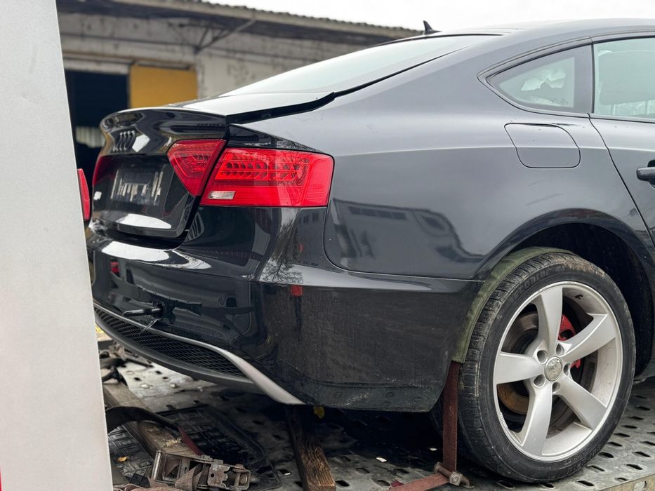 Audi A5 2013 2.0 D QUATTRO avariat