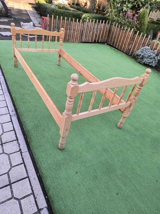 легло   с матрак за общо  60 лева в Бургас