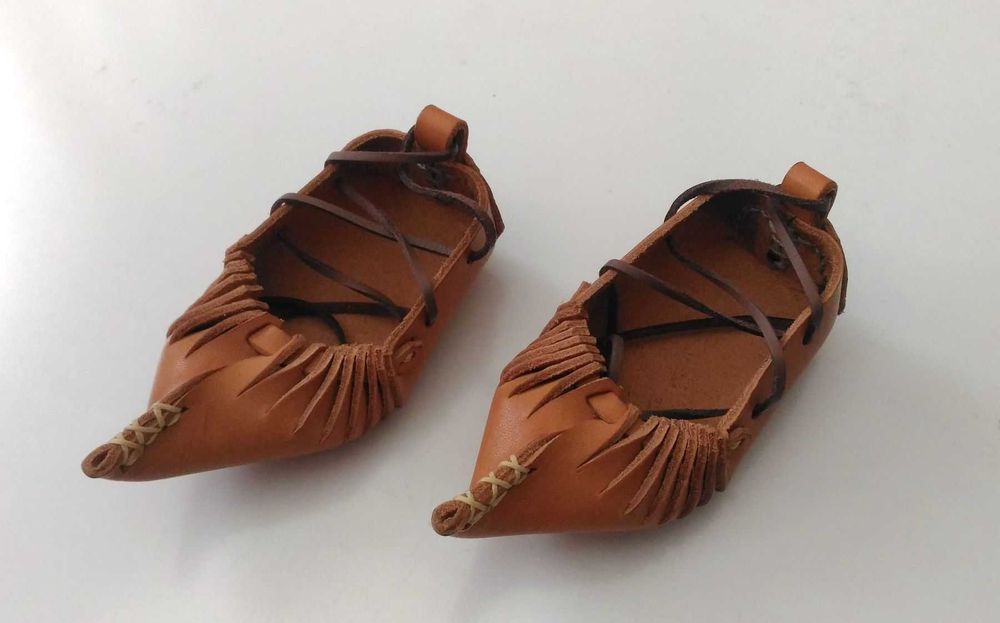 Opincute mici pentru copii sau decor/decoratiune