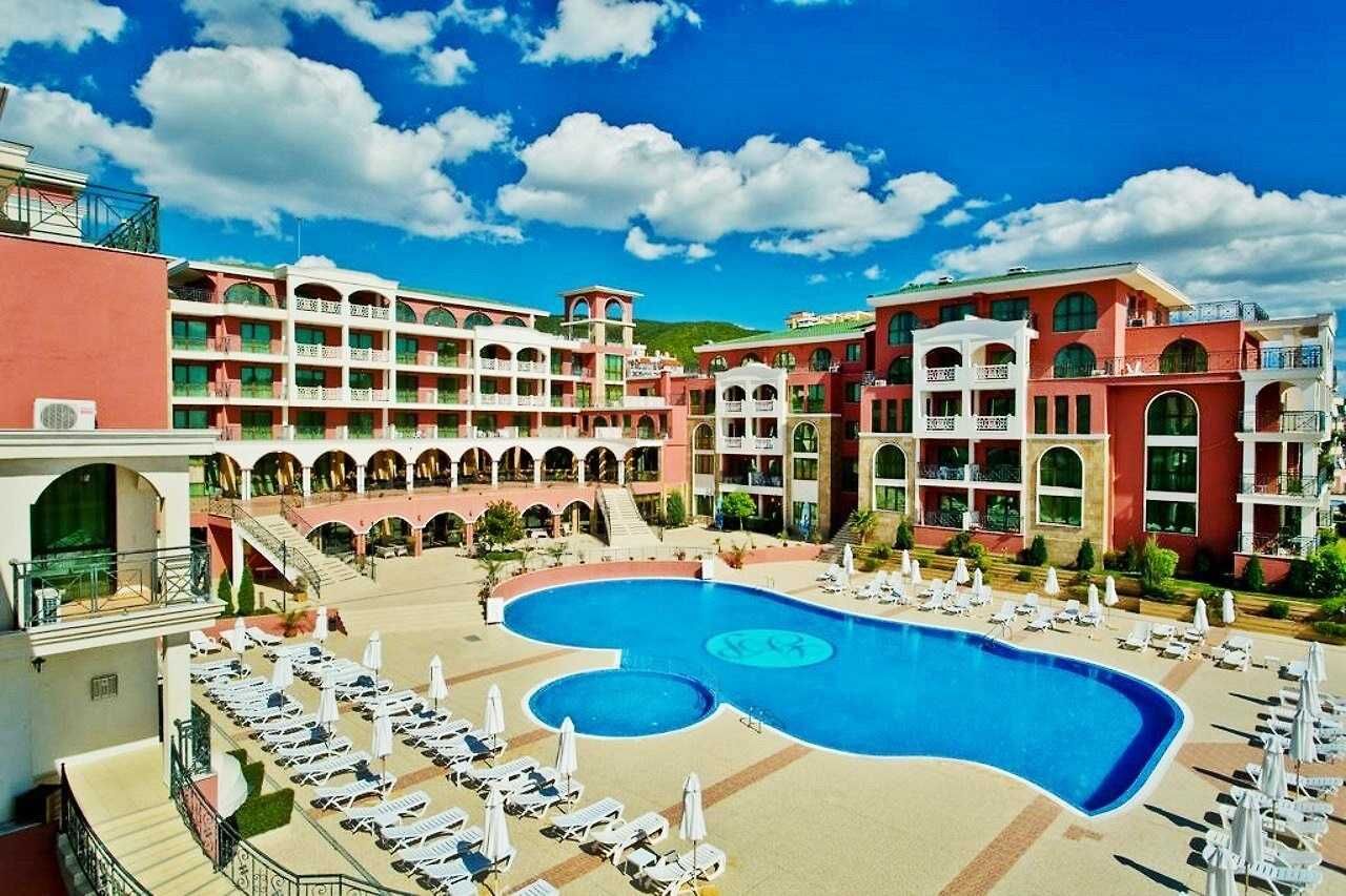 Продава се Двустаен апартамент в Свети Влас - 63 кв.м за 1231 €/кв.м - Снимка #8