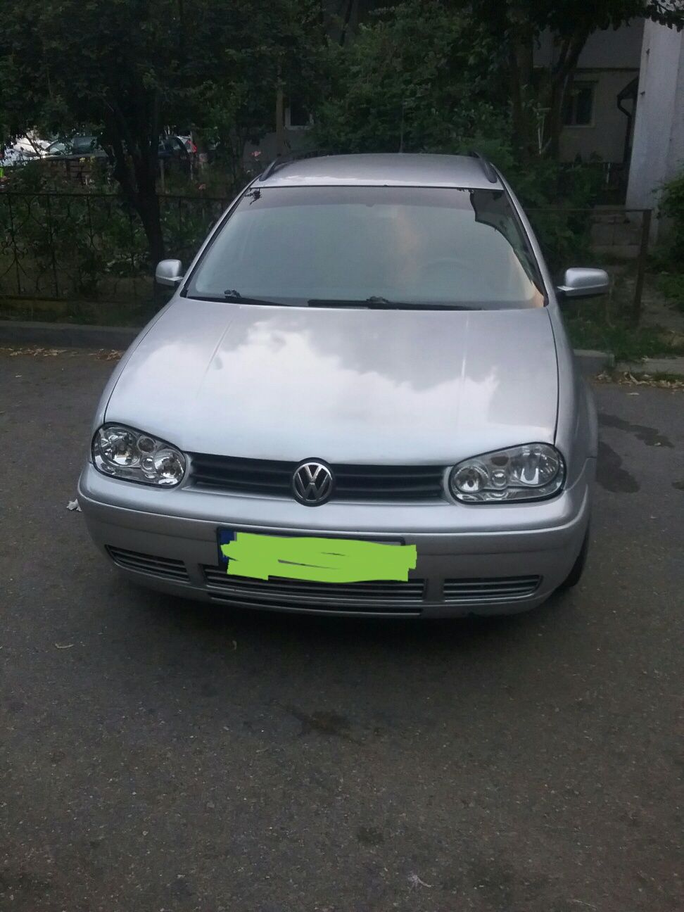 Vând golf 4,1,9TDI