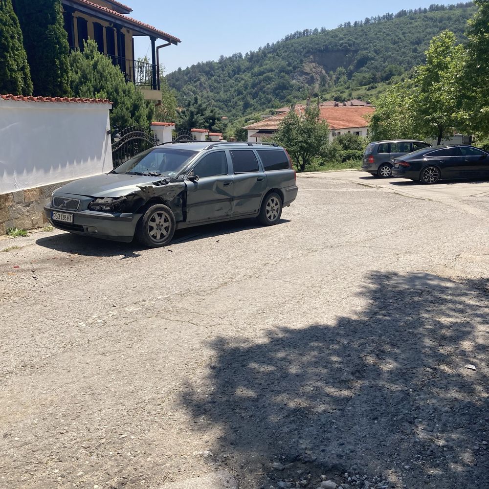 Volvo v70 козметичен удар