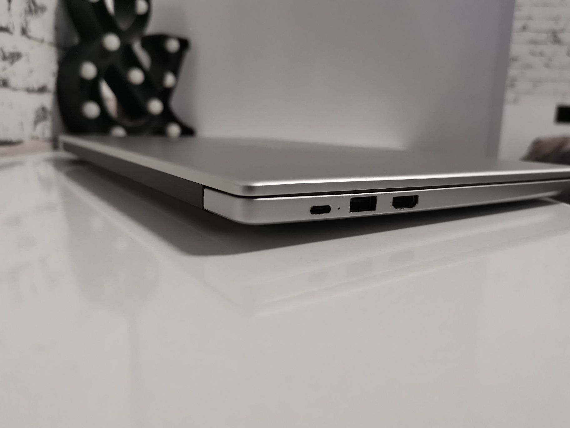 Лаптоп HUAWEI Matebook D15 Intel i3 8GB RAM 512GB NVMe + Подарък