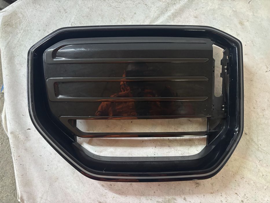 Grila bara fata Bmw x3