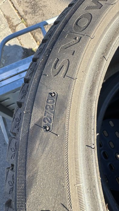 Set 4 anvelope iarna 255 40 19