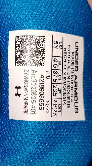 Adidași Under Armour JET23