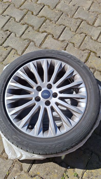Jante Ford 17” echipate cu cauciucuri de vară