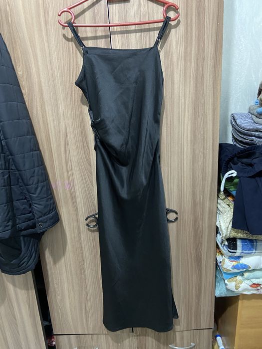 вечерние платья черные