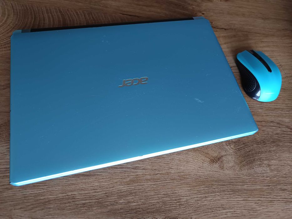Лаптоп Acer Aspire с Windows 10