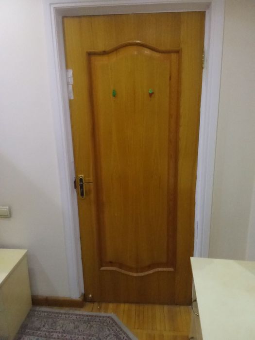Дверь продаётся 5 шт и 1 большой