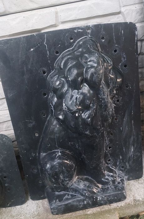 Vând matrite ( pitici , pavaj,animale )