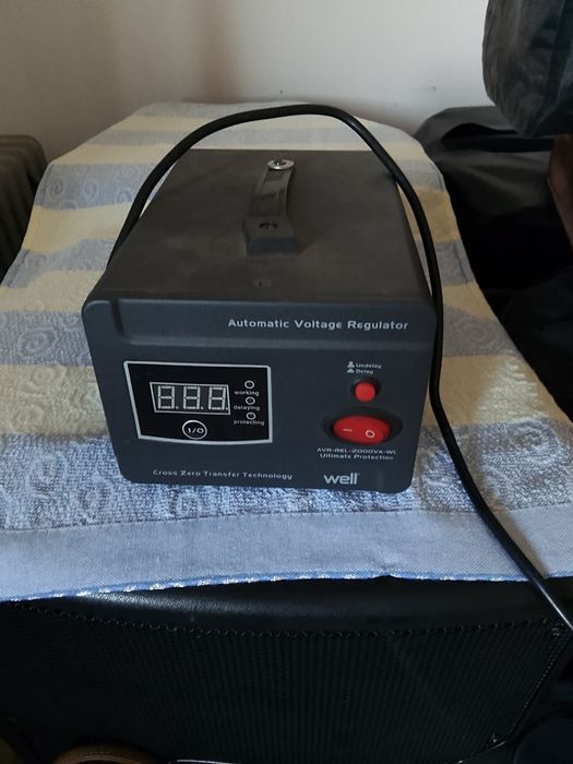 Stabilizator de tensiune 2000W