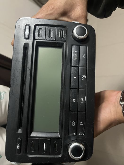 Продавам колони + CD за автомобил