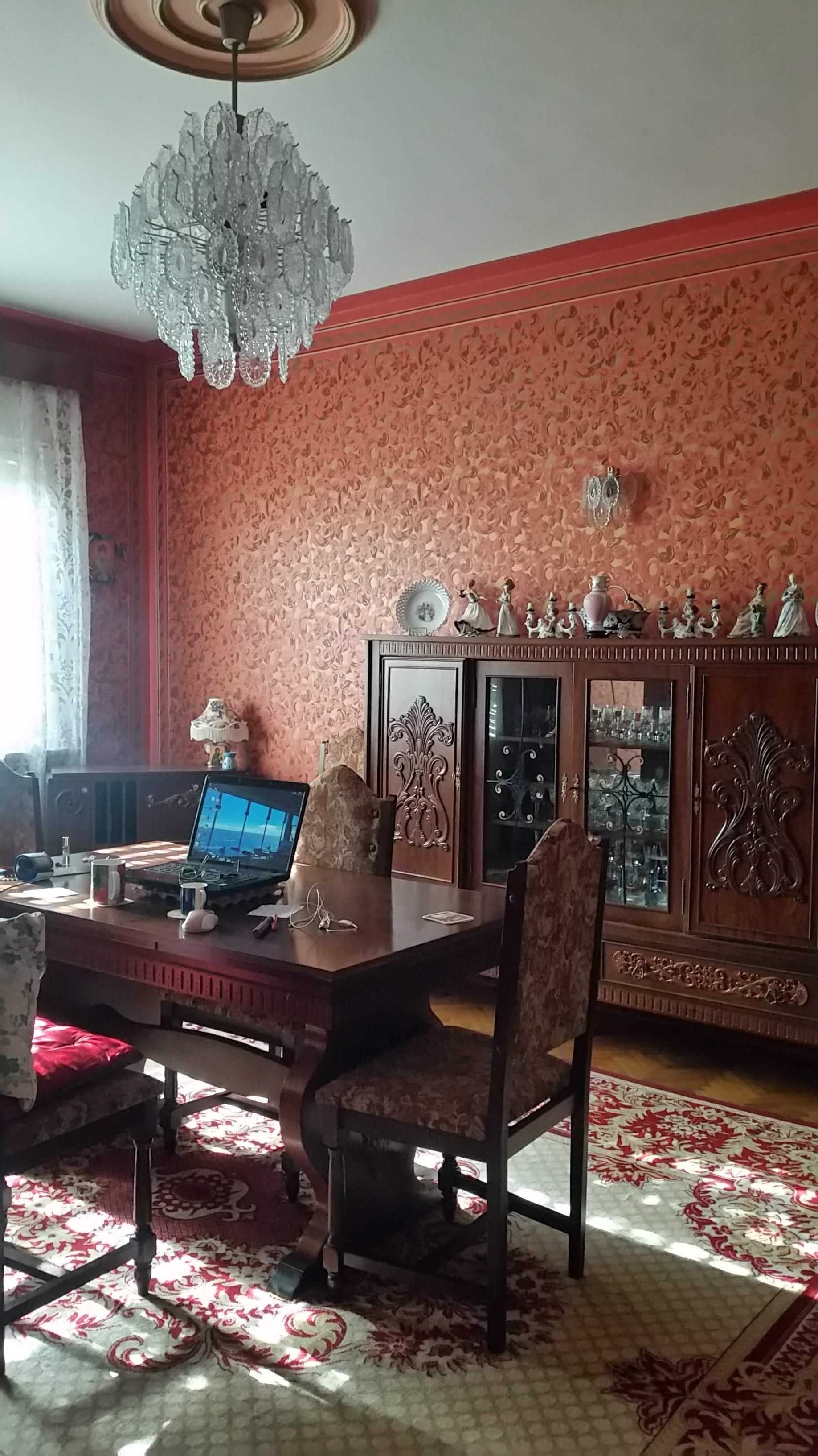 Casa D+P+E, Ultracentrala
