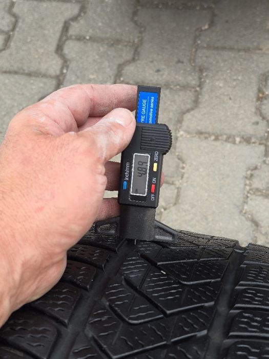 225 45 18 Pirelli