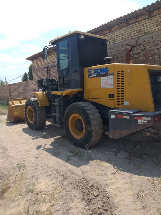 Продам погрузчик в ташкенте