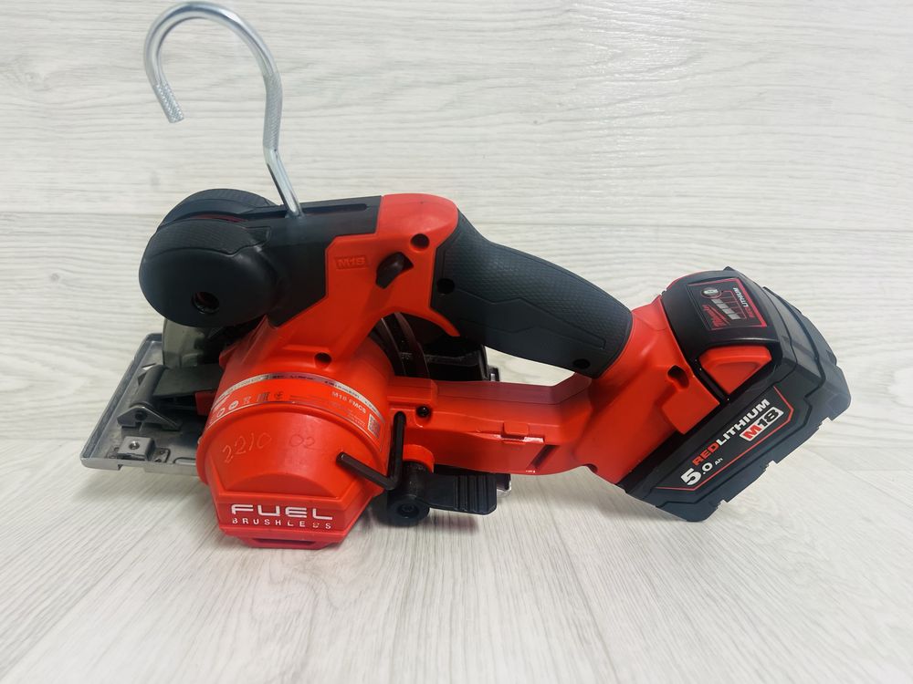 Milwaukee m18 FMCS circular metal