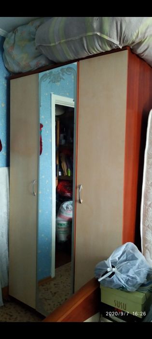 Спальний гарнитур б/у