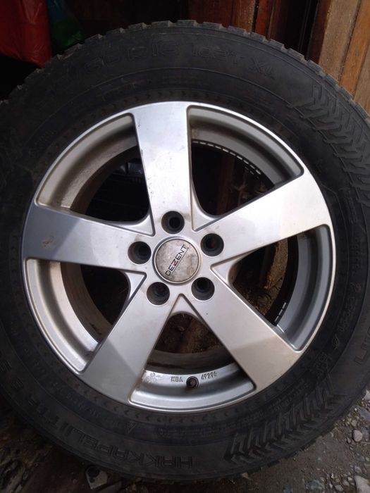 Vând 4 roti complete 215 65 16 amvelope de iarna, jante aliaj