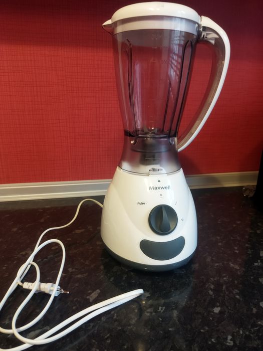 Блендер  Maxwell