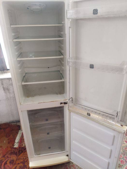 Продам холодильник.