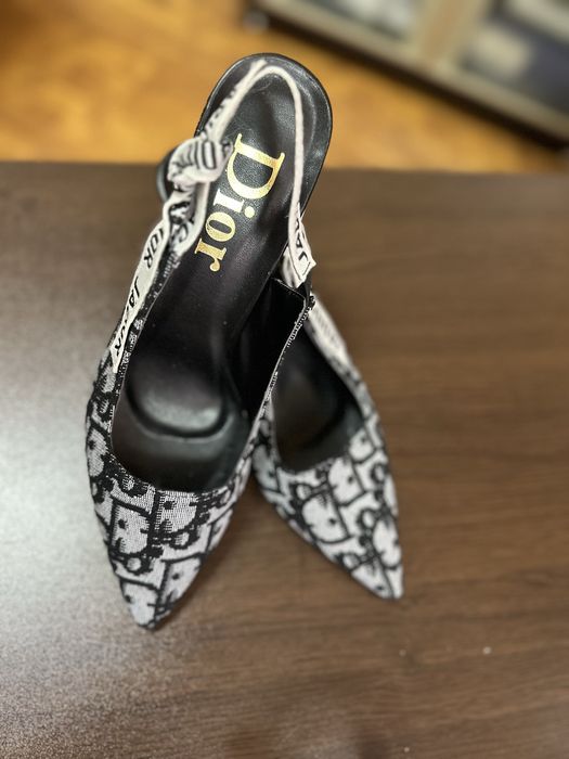 Dior обувки 39 номер