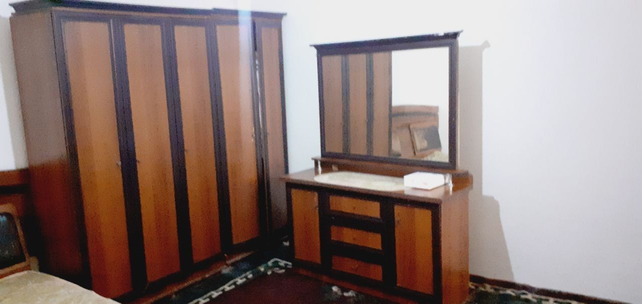 Спалний гарнитур