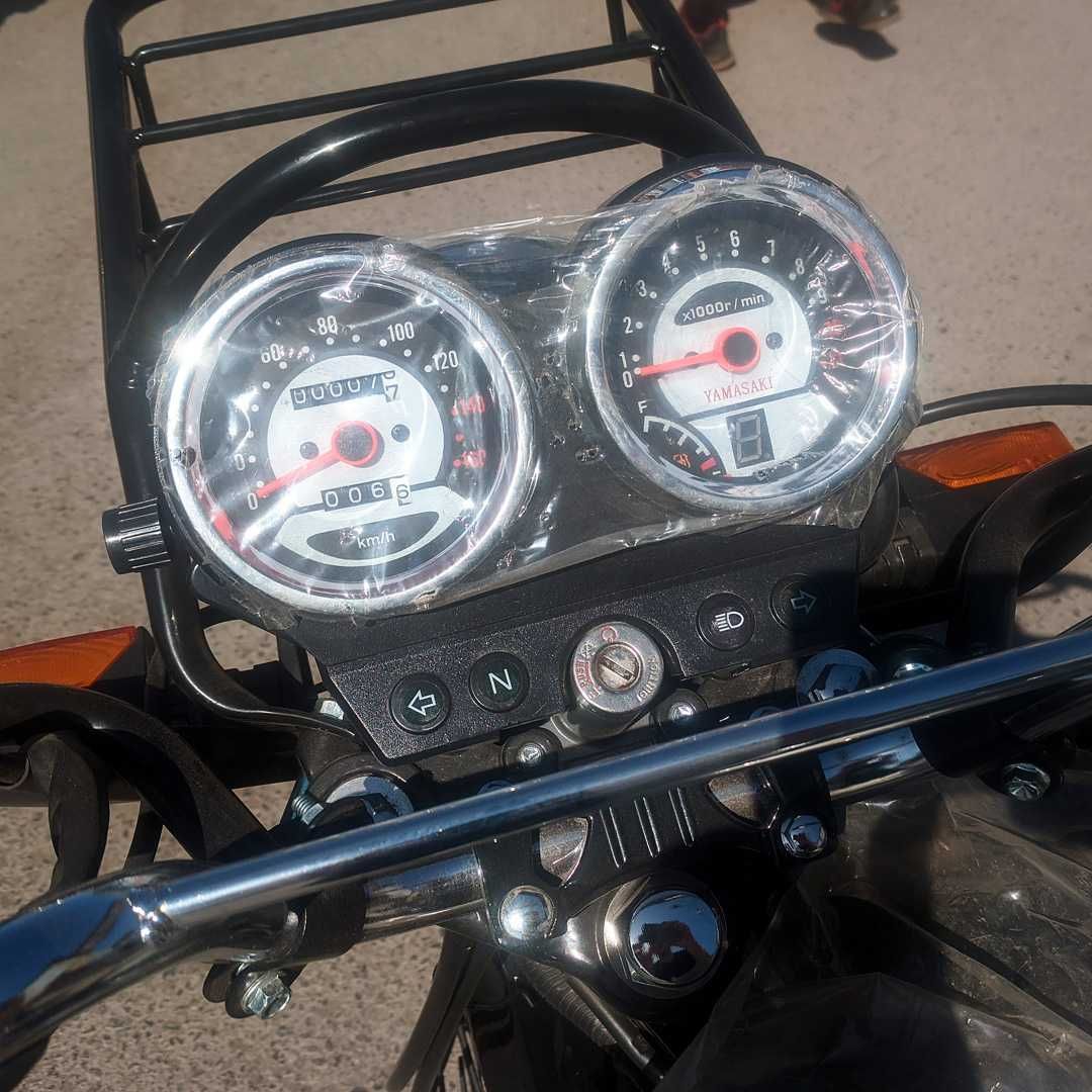 Бензиновый мотоцикл SAQ200