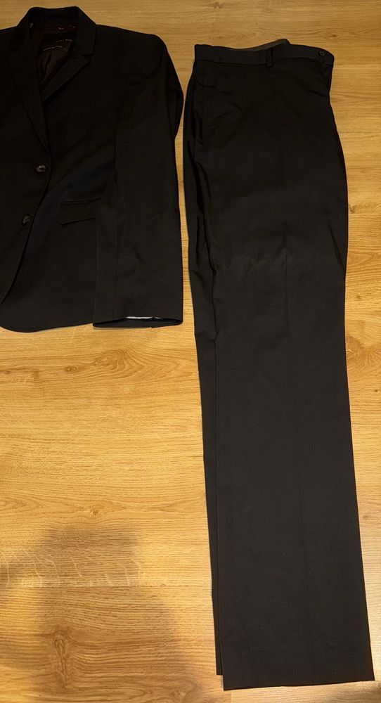 Чисто Нов Костюм Зара / Zara - Блейзър и панталон