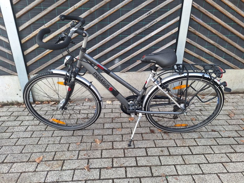 Bicicleta Pegasus-aluminiu-cadru dama.