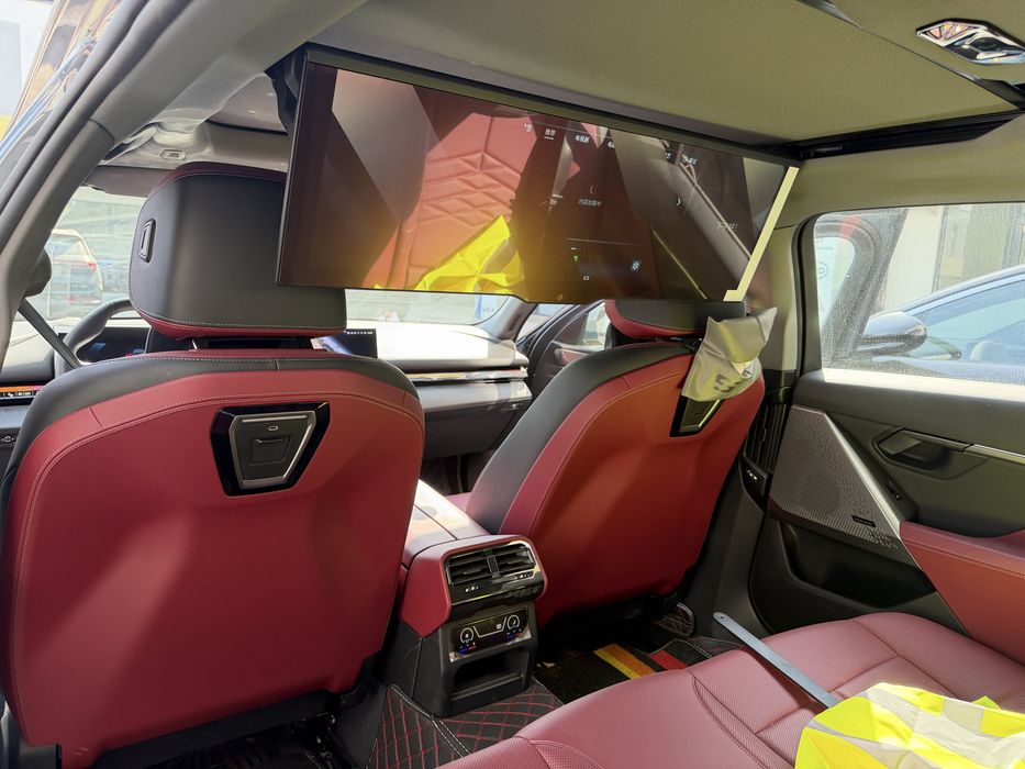 BMW i5 35L 2024 yil