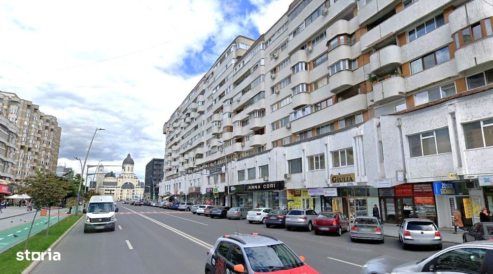 Km 0 - ULTRACENTRAL - ap. 3 camere , LIBER