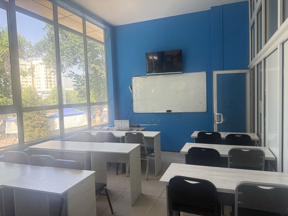 O’quv markaz xonalari jihozlari bilan ijaraga beriladi