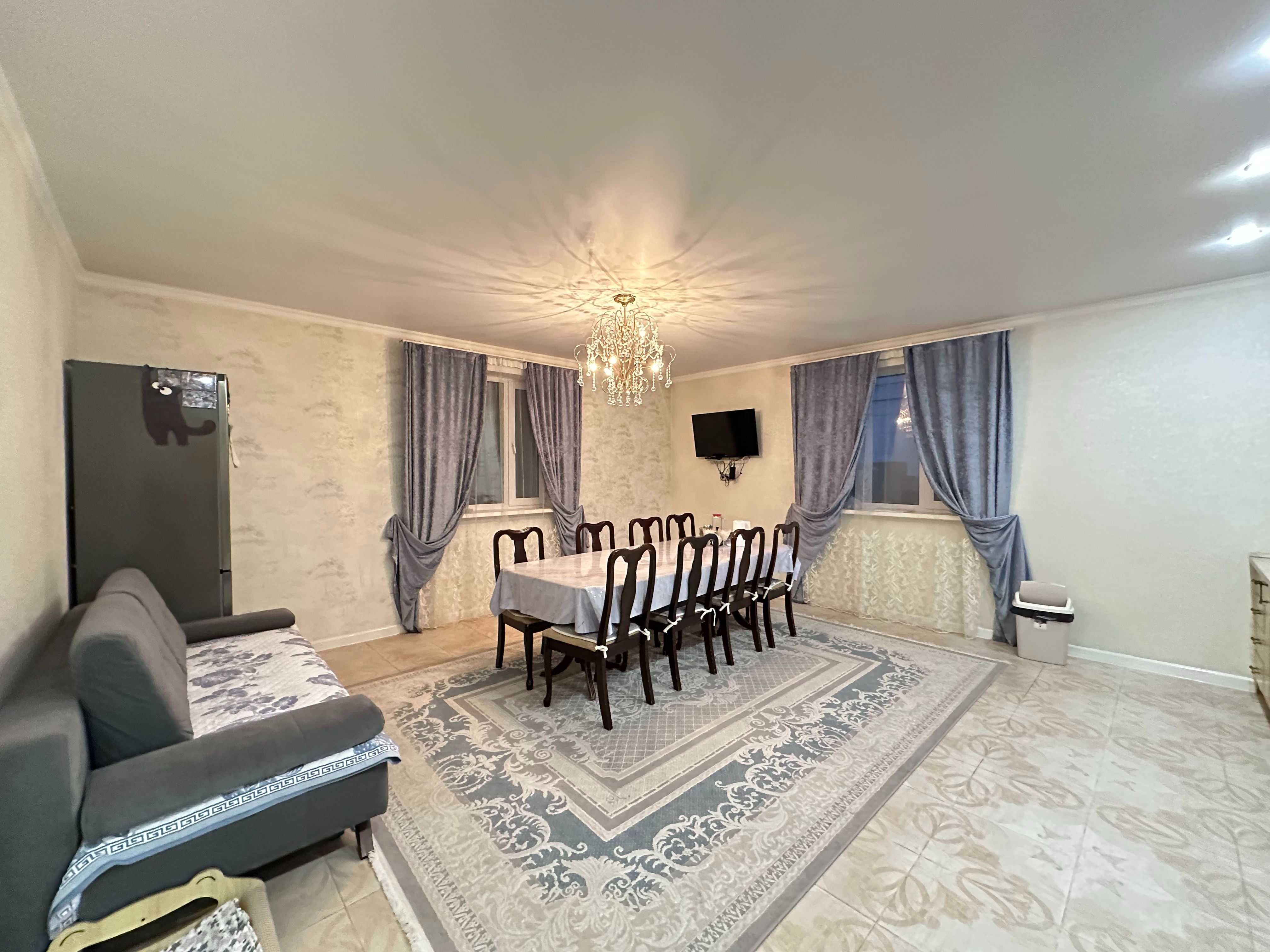 6-ти ком дом 336 м². мкр Таугуль. С гаражом и участком 10 соток.