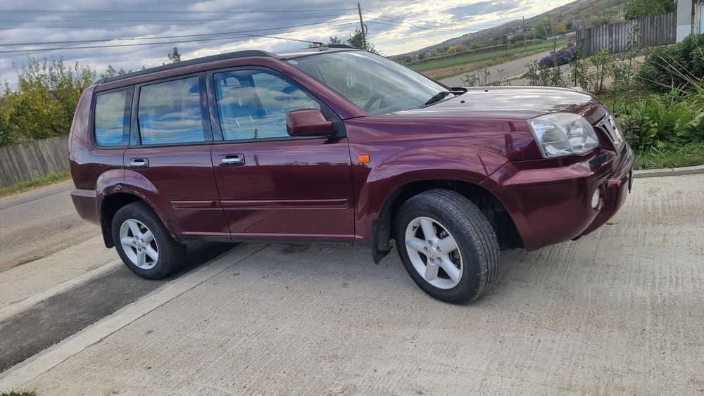 Vand masina Nissan