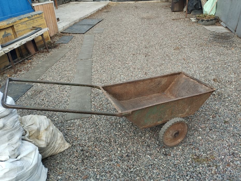 Продам садовую такчку